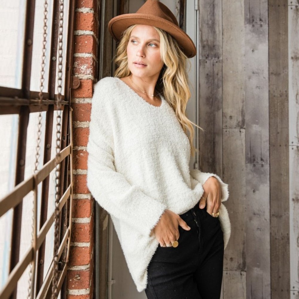Women's V-Neck Soft Pullover Sweater Top